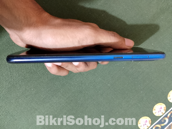 Symphony Atom mobile phone